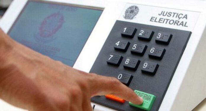 Cadastro eleitoral fecha em 7 de maio