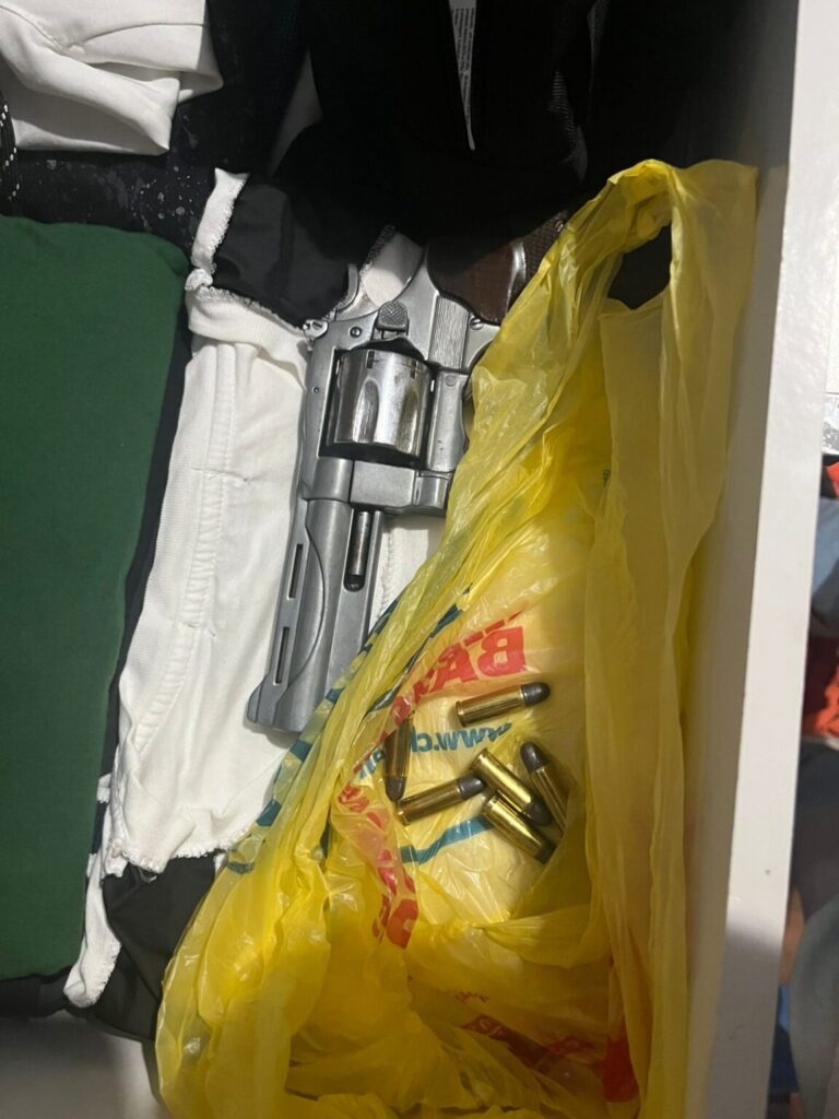 Suspeito de integrar facção criminosa é preso em Barra Velha