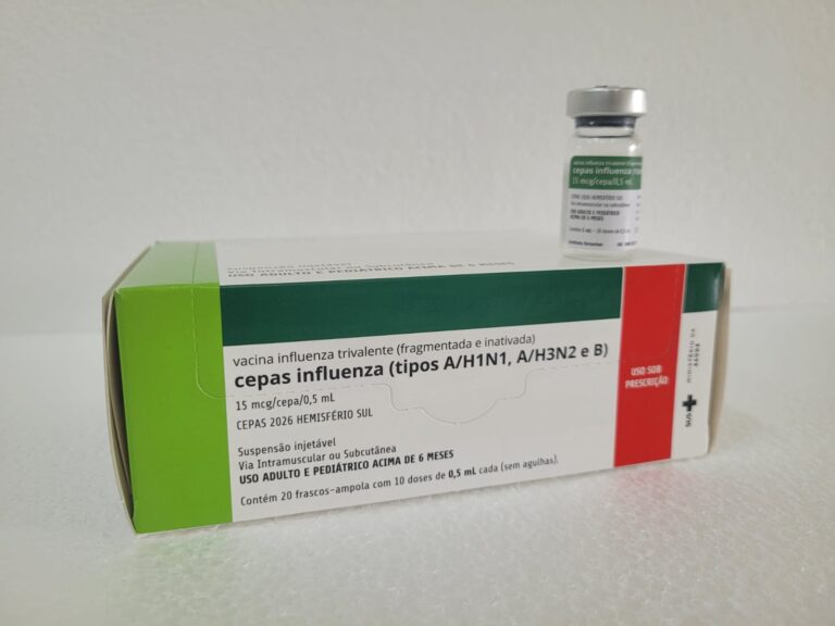 Santa Catarina recebe 224 mil doses da vacina da gripe e inicia distribuição nesta terça (24)