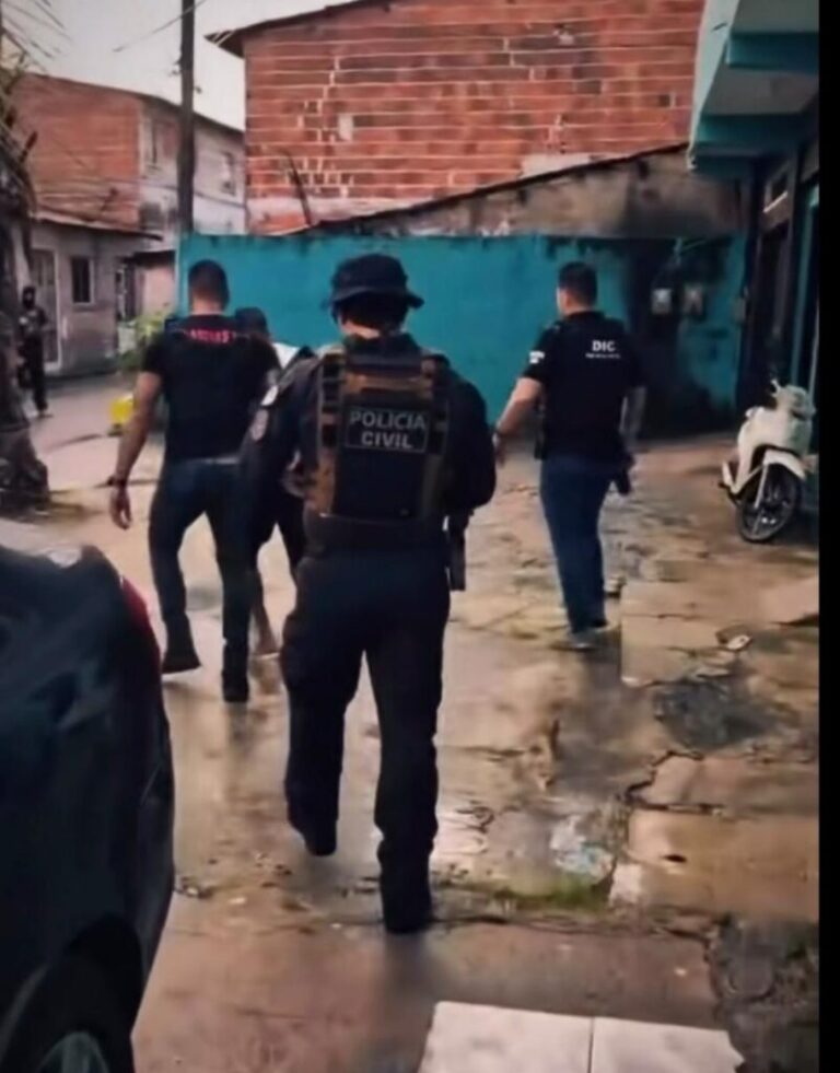 Operação Dupla Cena mira grupo suspeito de fraudes eletrônicas