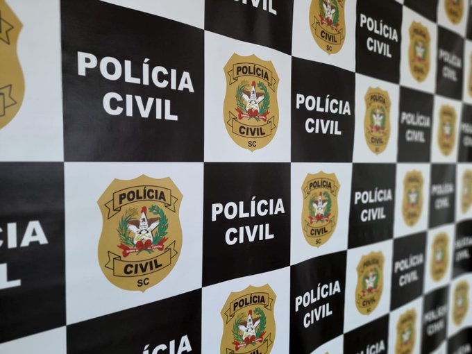Polícia Civil prende suspeito de participação em roubo em Chapecó