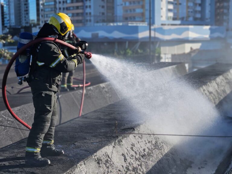 incêndio rodoviária Florianópolis