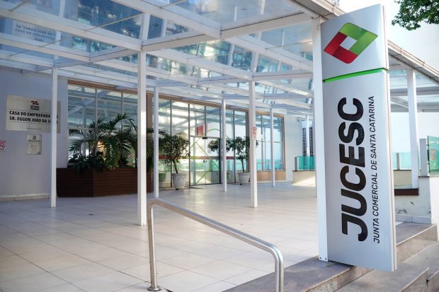 Jucesc reduz em 31% o tempo de análise de processos após adoção de IA