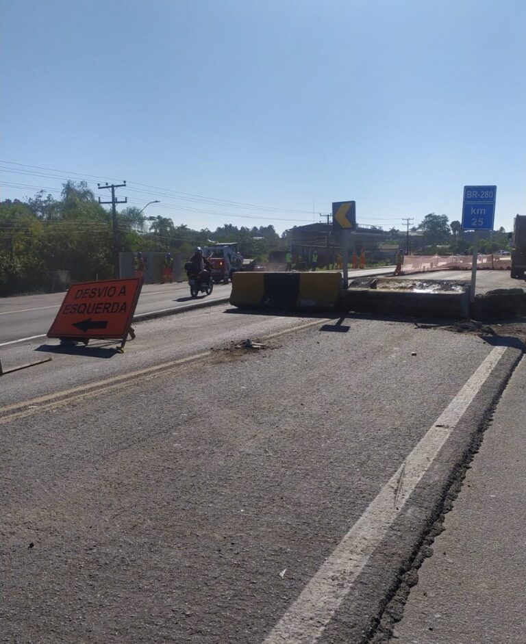 Trecho da BR-280 em Araquari opera no sistema Siga e Pare