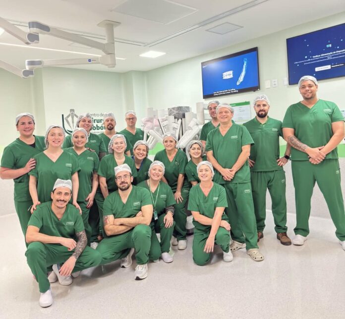 cirurgia robótica em Tubarão