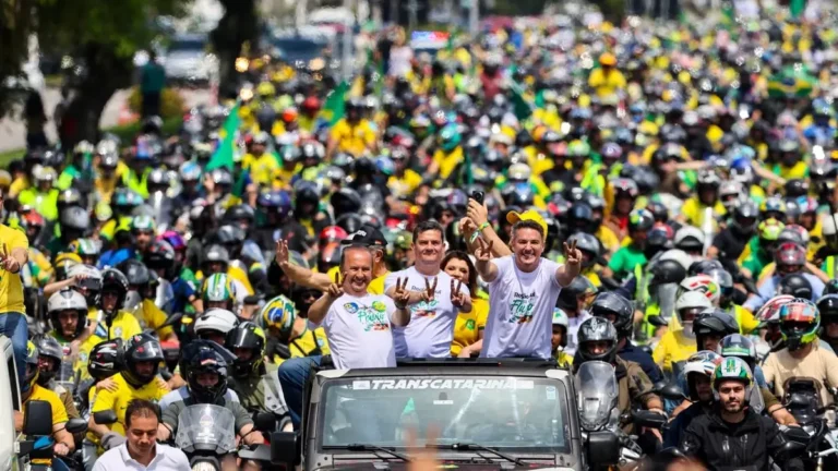 Motociata de Flávio Bolsonaro em Florianópolis